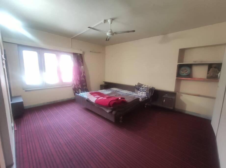 Cozy 4-Bedroom Rental Apartment With Free Parking Srīnagar 外观 照片